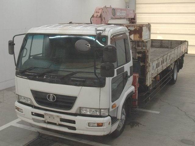 NISSAN CONDOR — фото