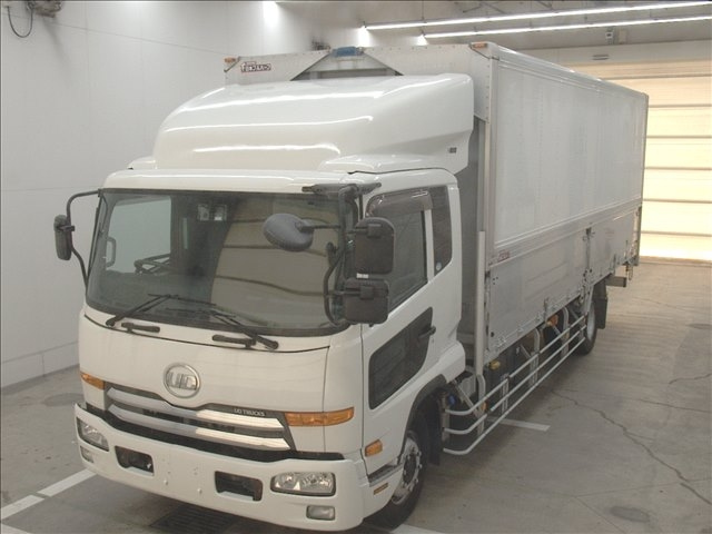 NISSAN CONDOR — фото