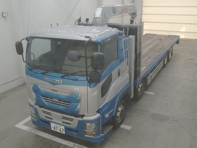 ISUZU TRUCK