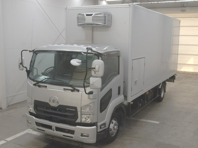 NISSAN CONDOR — фото