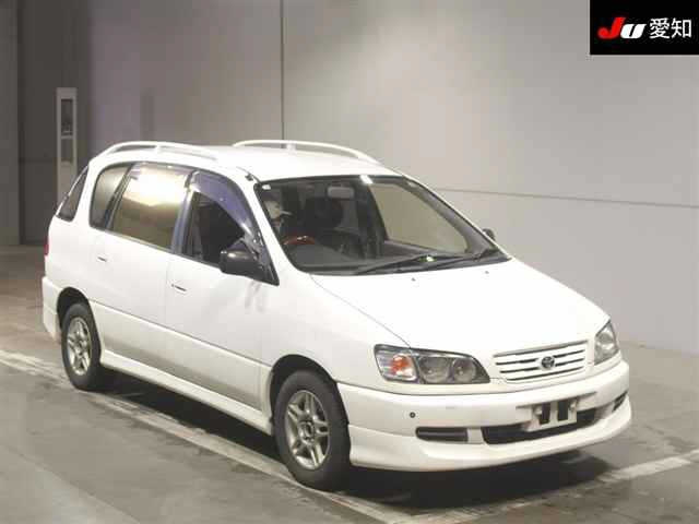 TOYOTA IPSUM — фото