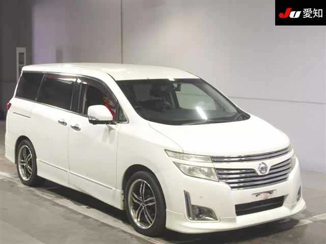 NISSAN ELGRAND — фото