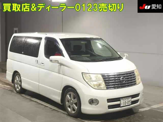 NISSAN ELGRAND — фото