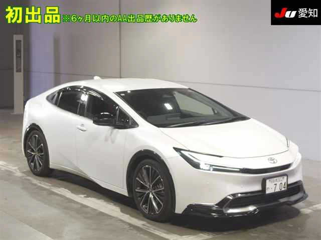 TOYOTA PRIUS — фото