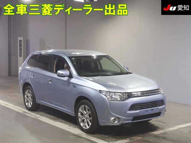 MITSUBISHI OUTLANDER — фото