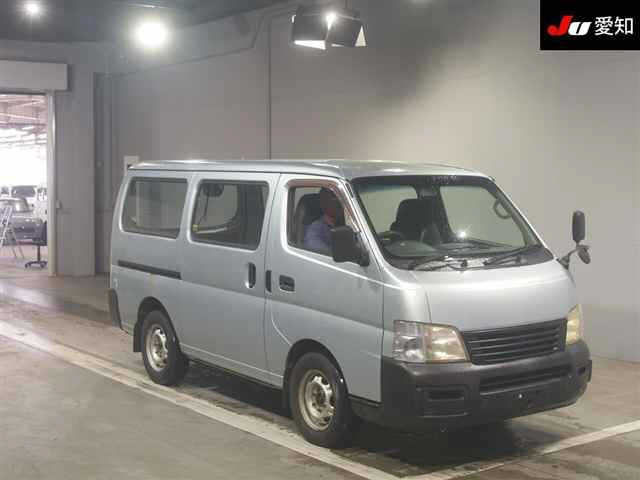 NISSAN CARAVAN — фото