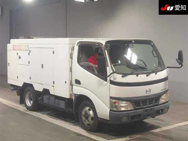 HINO DUTRO — фото