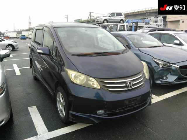 HONDA FREED — фото