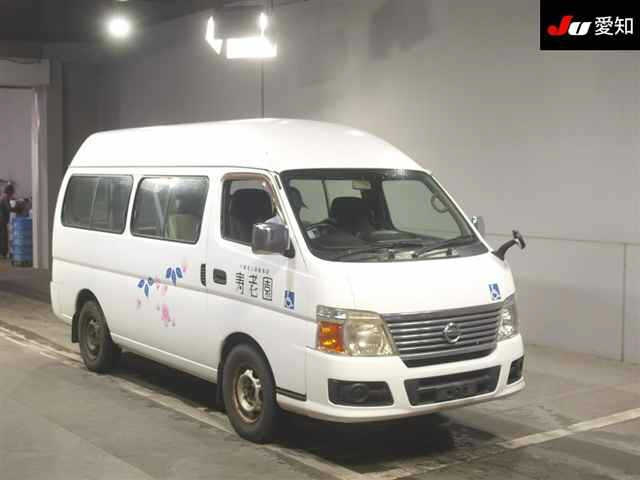 NISSAN CARAVAN — фото