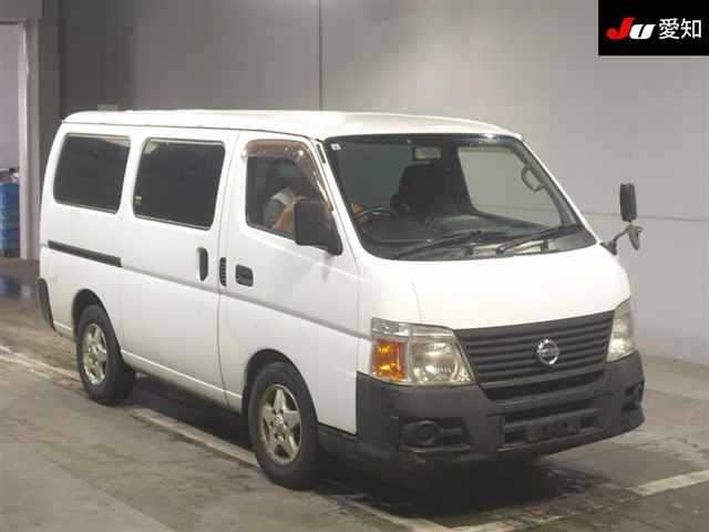 NISSAN CARAVAN — фото