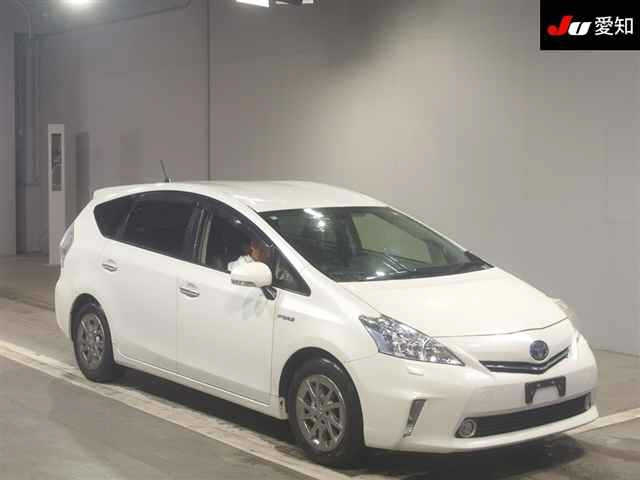 TOYOTA PRIUS — фото