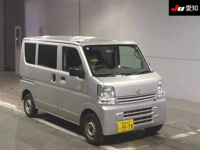 NISSAN CLIPPER — фото