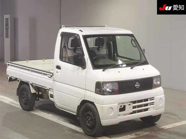 NISSAN CLIPPER — фото