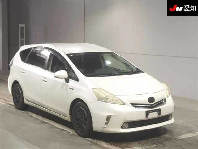 TOYOTA PRIUS — фото