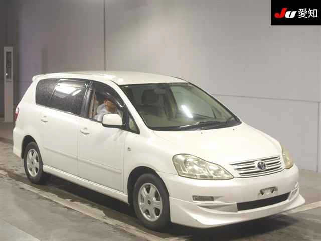 TOYOTA IPSUM — фото