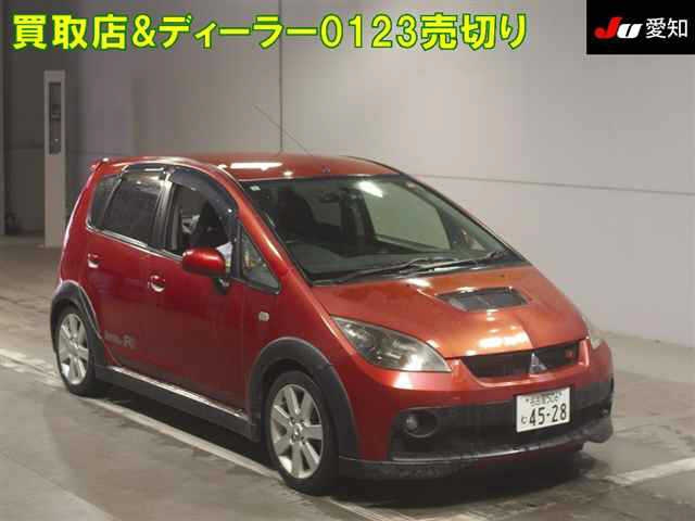 MITSUBISHI COLT — фото