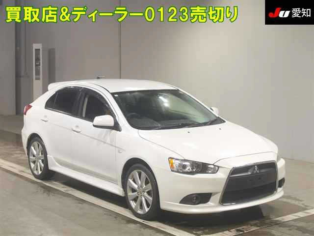 MITSUBISHI GALANT — фото