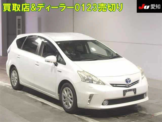 TOYOTA PRIUS — фото