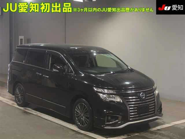 NISSAN ELGRAND — фото