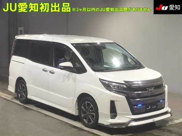 TOYOTA NOAH — фото
