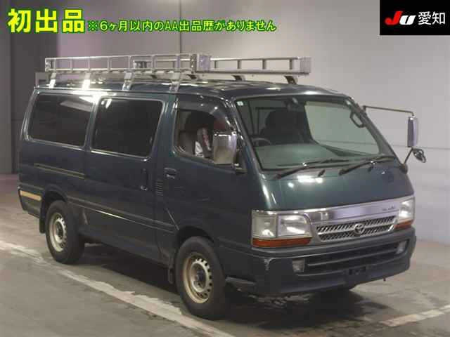 TOYOTA HIACE — фото