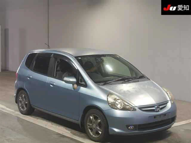 HONDA FIT — фото