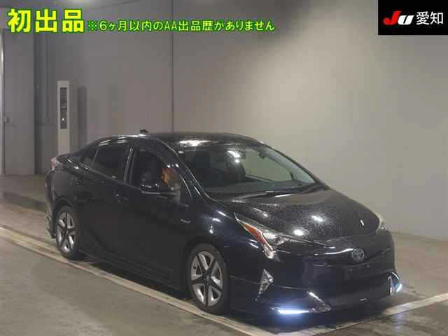 TOYOTA PRIUS — фото