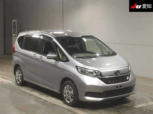 HONDA FREED — фото