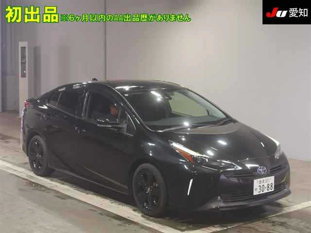 TOYOTA PRIUS — фото