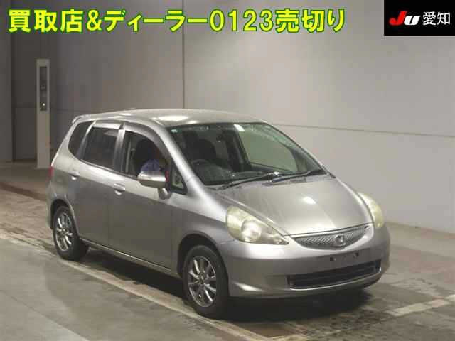 HONDA FIT — фото