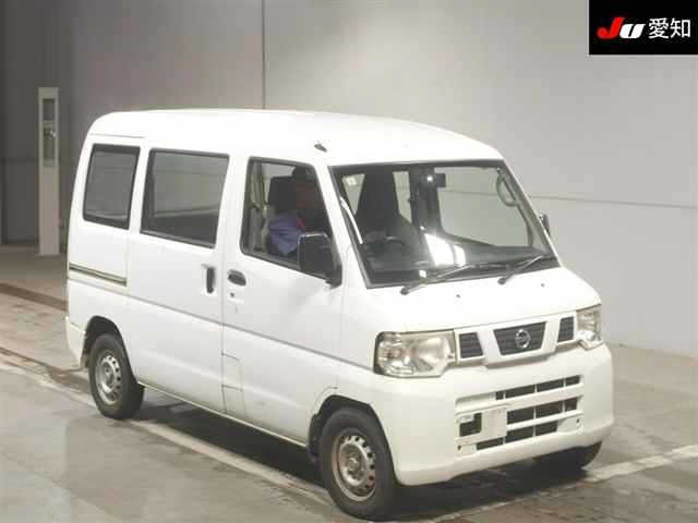 NISSAN CLIPPER — фото