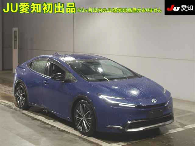 TOYOTA PRIUS — фото