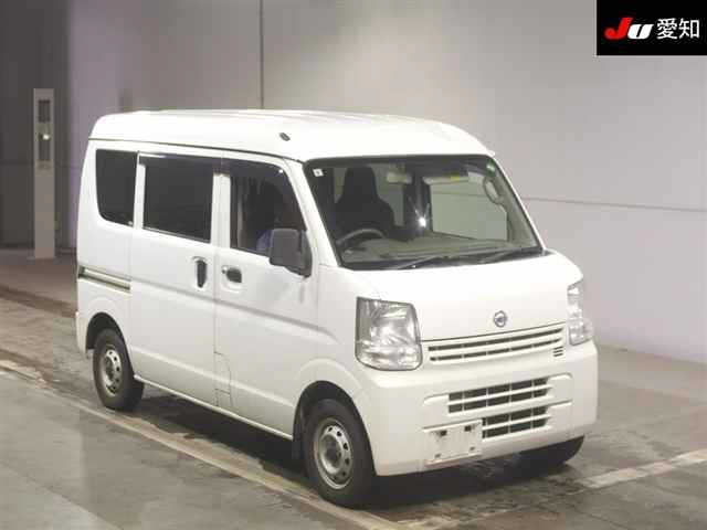 NISSAN CLIPPER — фото