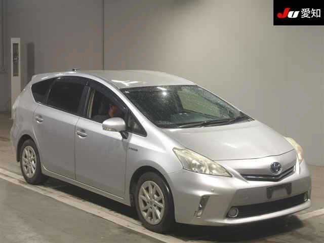 TOYOTA PRIUS — фото