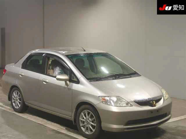 HONDA FIT — фото