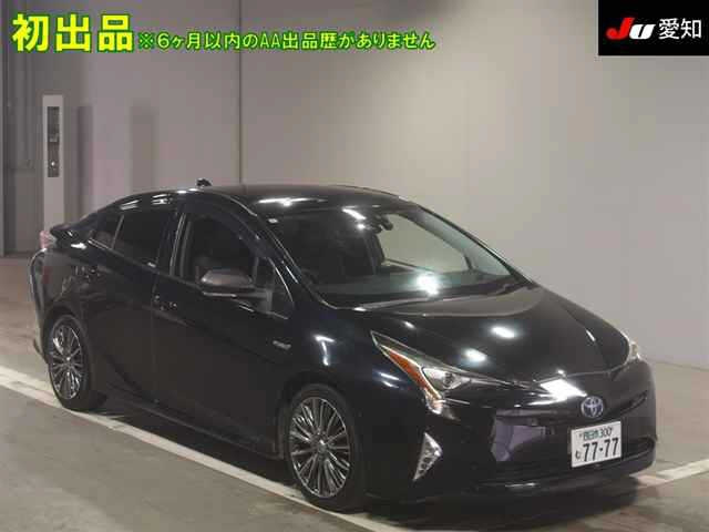 TOYOTA PRIUS — фото