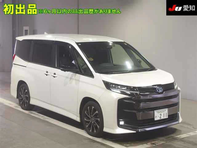 TOYOTA NOAH — фото