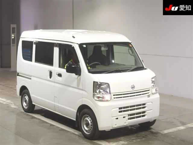 NISSAN CLIPPER — фото