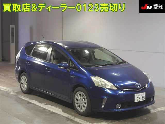 TOYOTA PRIUS — фото