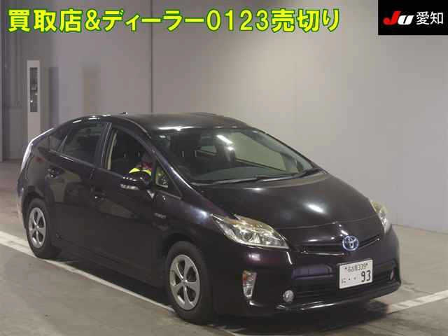 TOYOTA PRIUS — фото