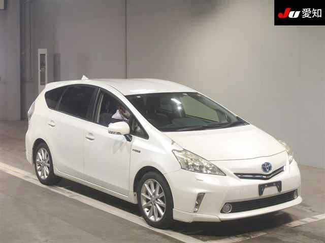 TOYOTA PRIUS — фото