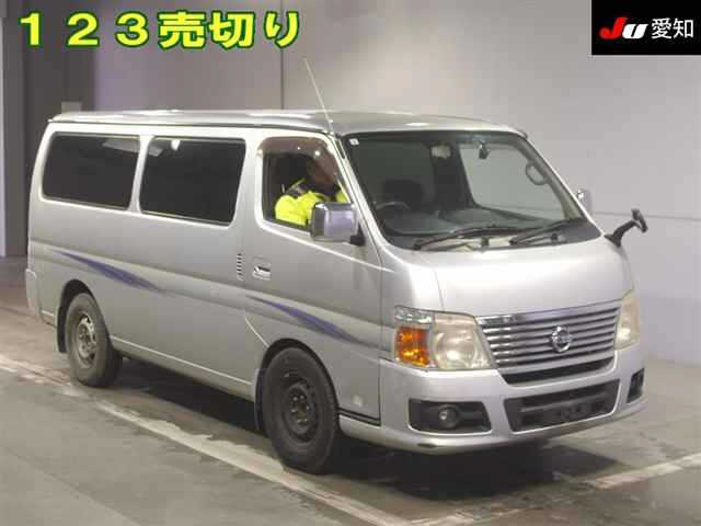 NISSAN CARAVAN — фото