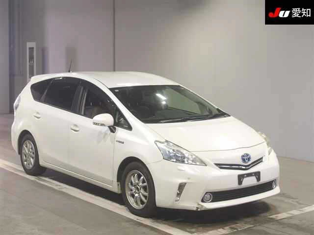 TOYOTA PRIUS — фото