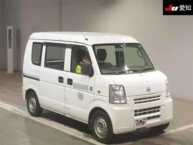 NISSAN CLIPPER — фото