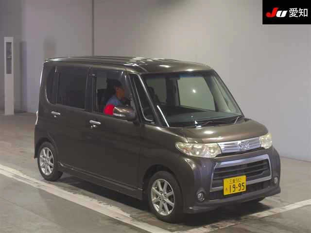 DAIHATSU TANTO — фото