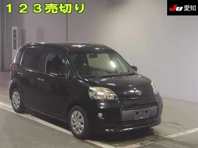 TOYOTA PORTE — фото