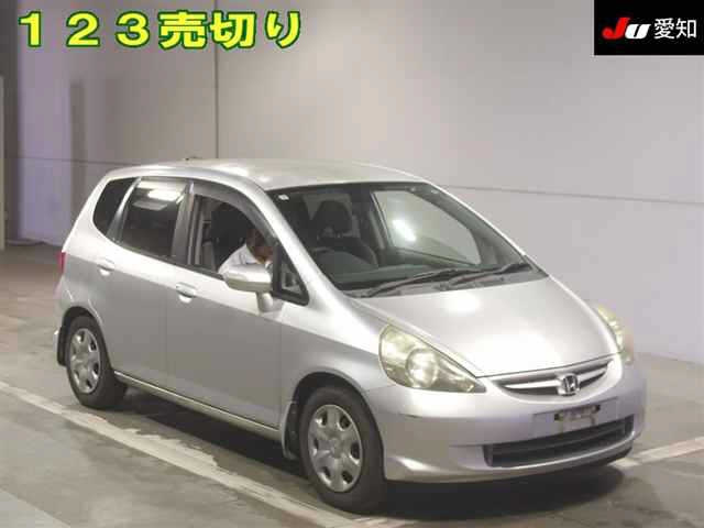 HONDA FIT — фото
