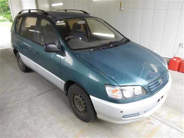 TOYOTA IPSUM — фото