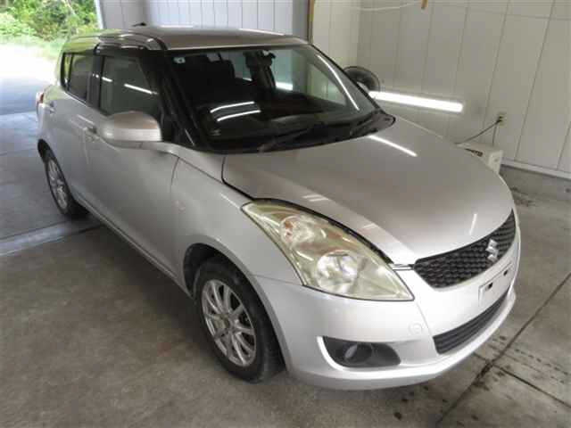 SUZUKI SWIFT — фото