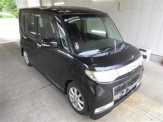 DAIHATSU TANTO — фото